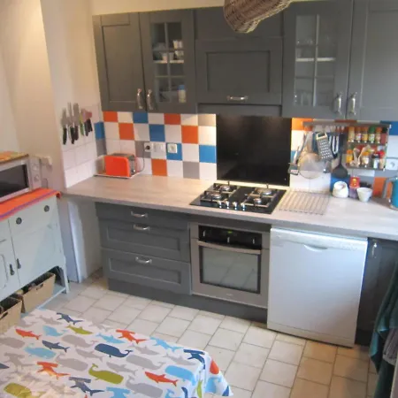 Les Volets Bleus Tatil Evi *