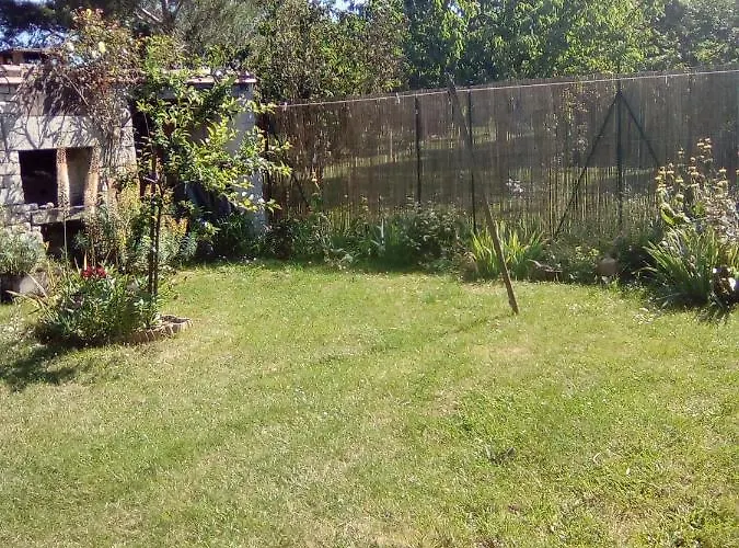 Les Volets Bleus Arcais