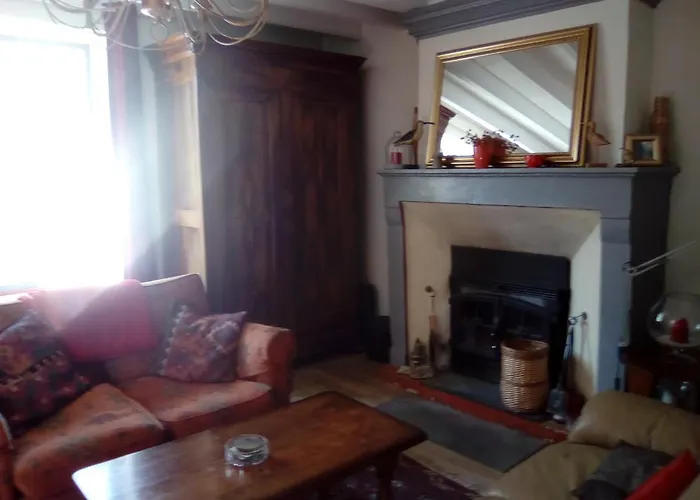 Les Volets Bleus Holiday home